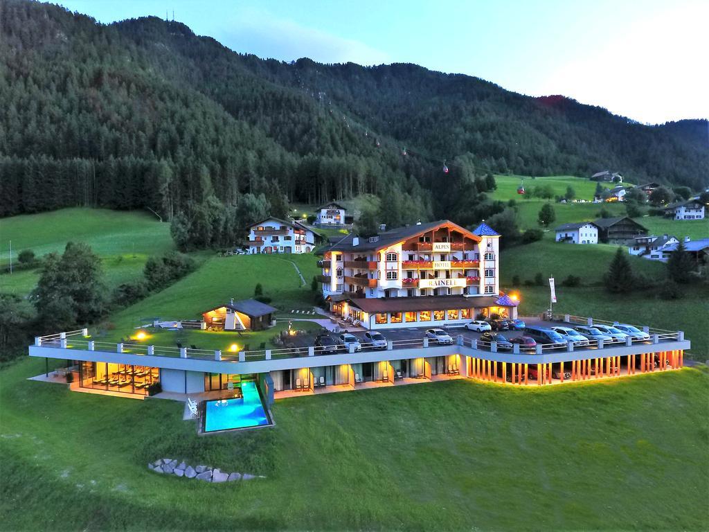 Rainell Dolomites Retreat Hotel Ortisei Kültér fotó